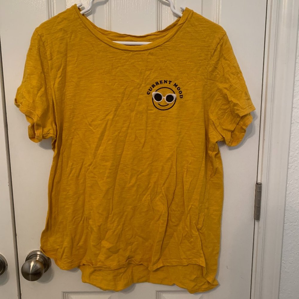 Yellow Old Navy XL kids t-shirt